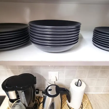 Séjour chez l'habitant 5 Min Walk To Beach, Perfect Seaside Escape 3br Shared