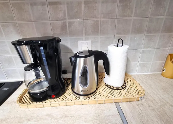 5 Min Walk To Beach, Perfect Seaside Escape 3br Shared Alloggio in famiglia *